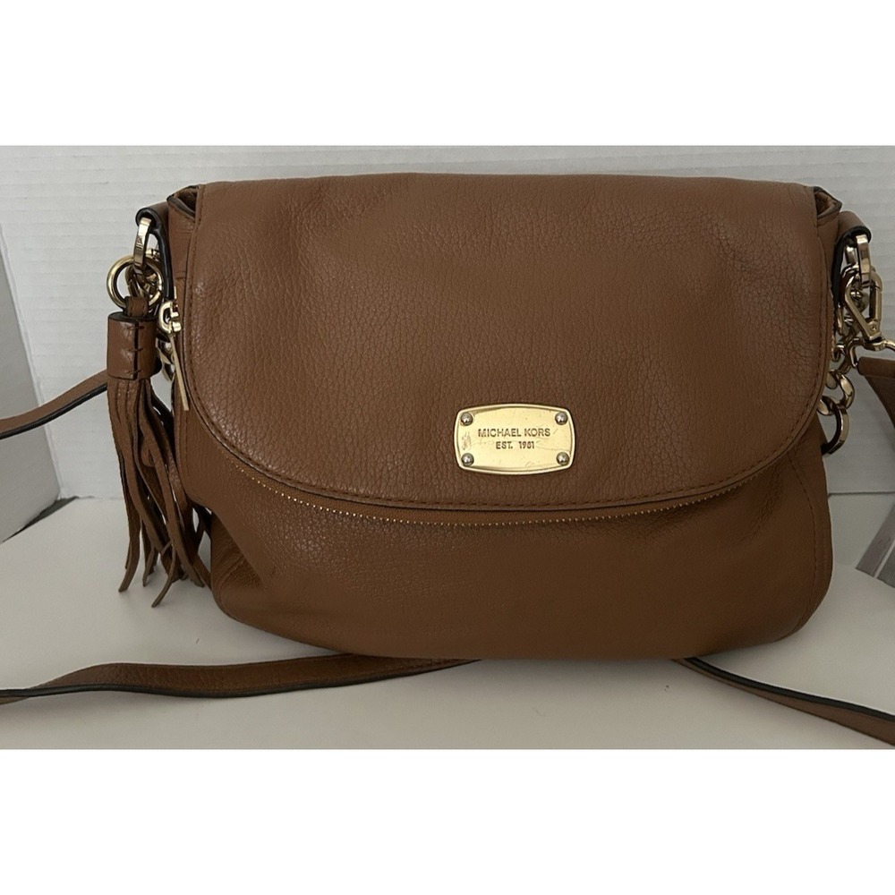 Michael Kors Brown Bedford Tassel Leather Convertible Shoulder Crossbody Bag P29
